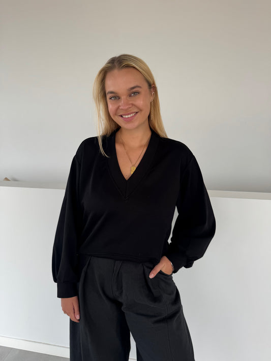 Babette sweater